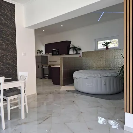 Sweethome12 * Fonyod